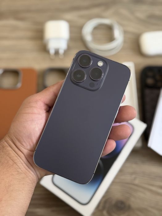Iphone 14 pro 128gb в хорошем состояние.
