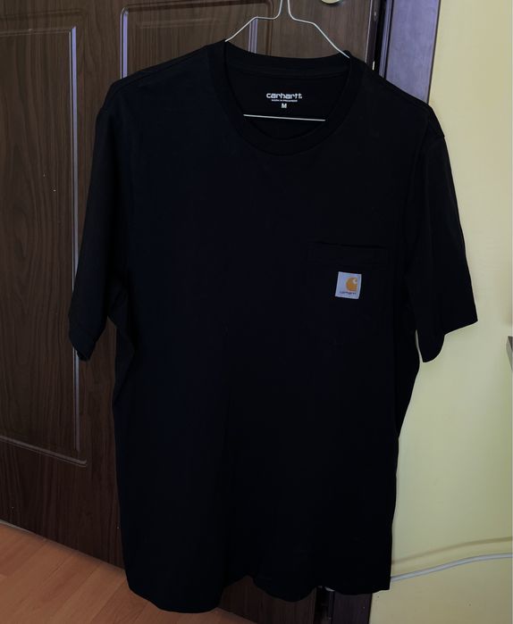 Черна тениска Carrhart