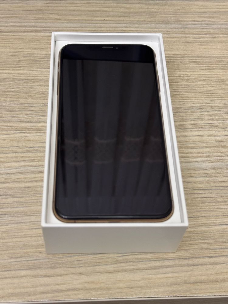 iPhone Xs Max LLA