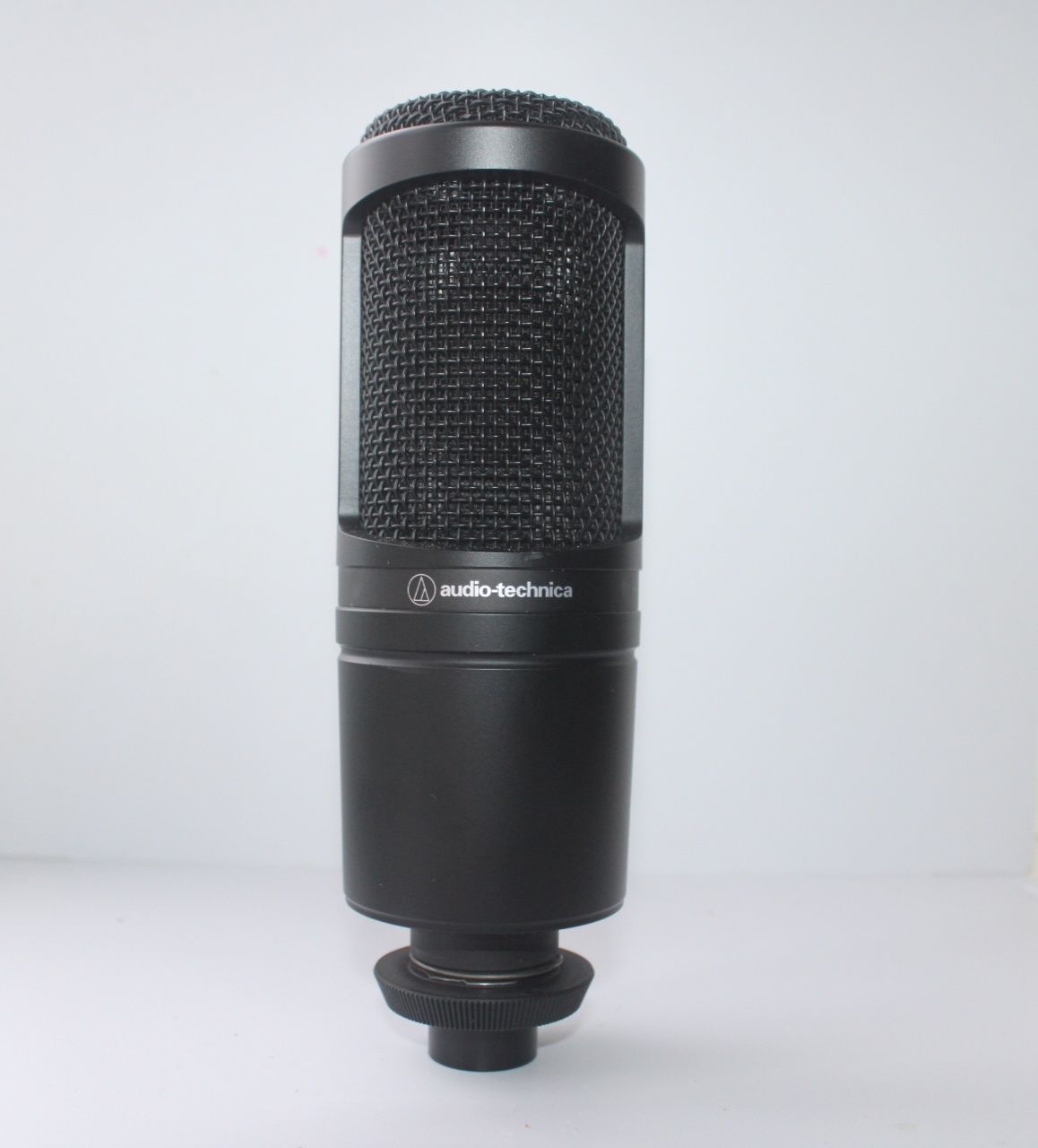 Срочно продам микрофон Audio Tecnika 2020 p