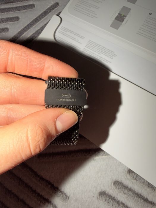 Curea Apple watch milanese loop