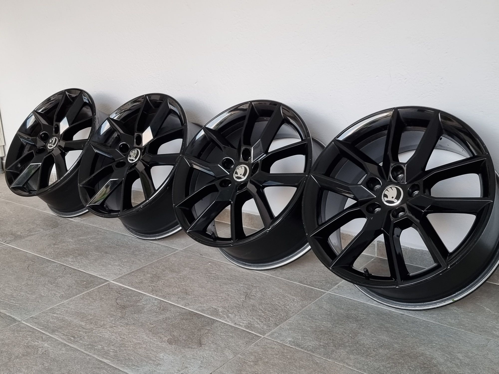 18" Оригинални джанти Skoda Octavia 5×112 7.5J ET51