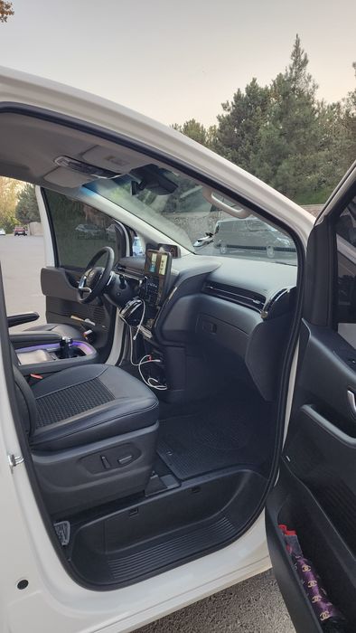 Hyundai Staria Lounge