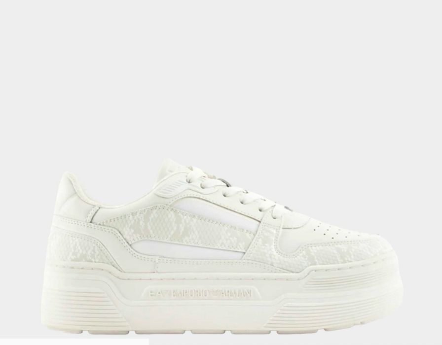 Продам кроссовки Армани сезон осень-зима