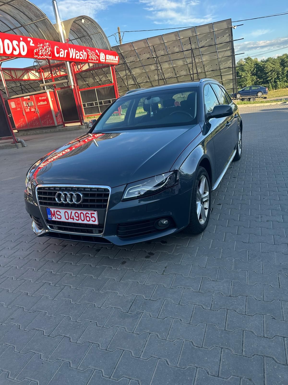 Vand Audi A4 B8 2010
