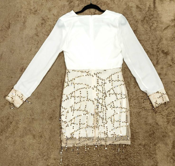 Rochie mini cu maneci lungi, din voal si paiete