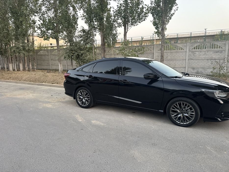 Honda crider xolati yaxwi mowina butun kraskasi yoq srochna sotiladi