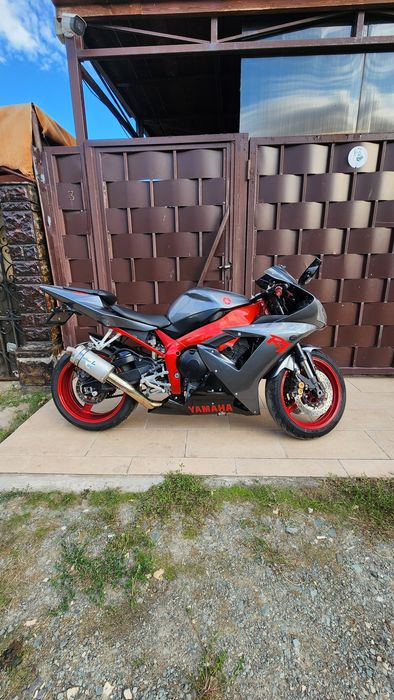 Yamaha R1 / rn09