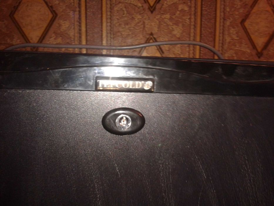 кафе мелачка.машина,тримери за подстригване филипс лот,хладилник