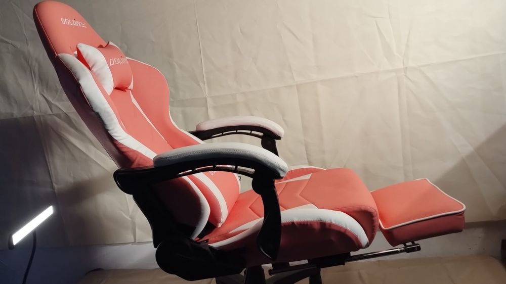 Scaun de birou roz pt fetite 500 lei cu vibratii