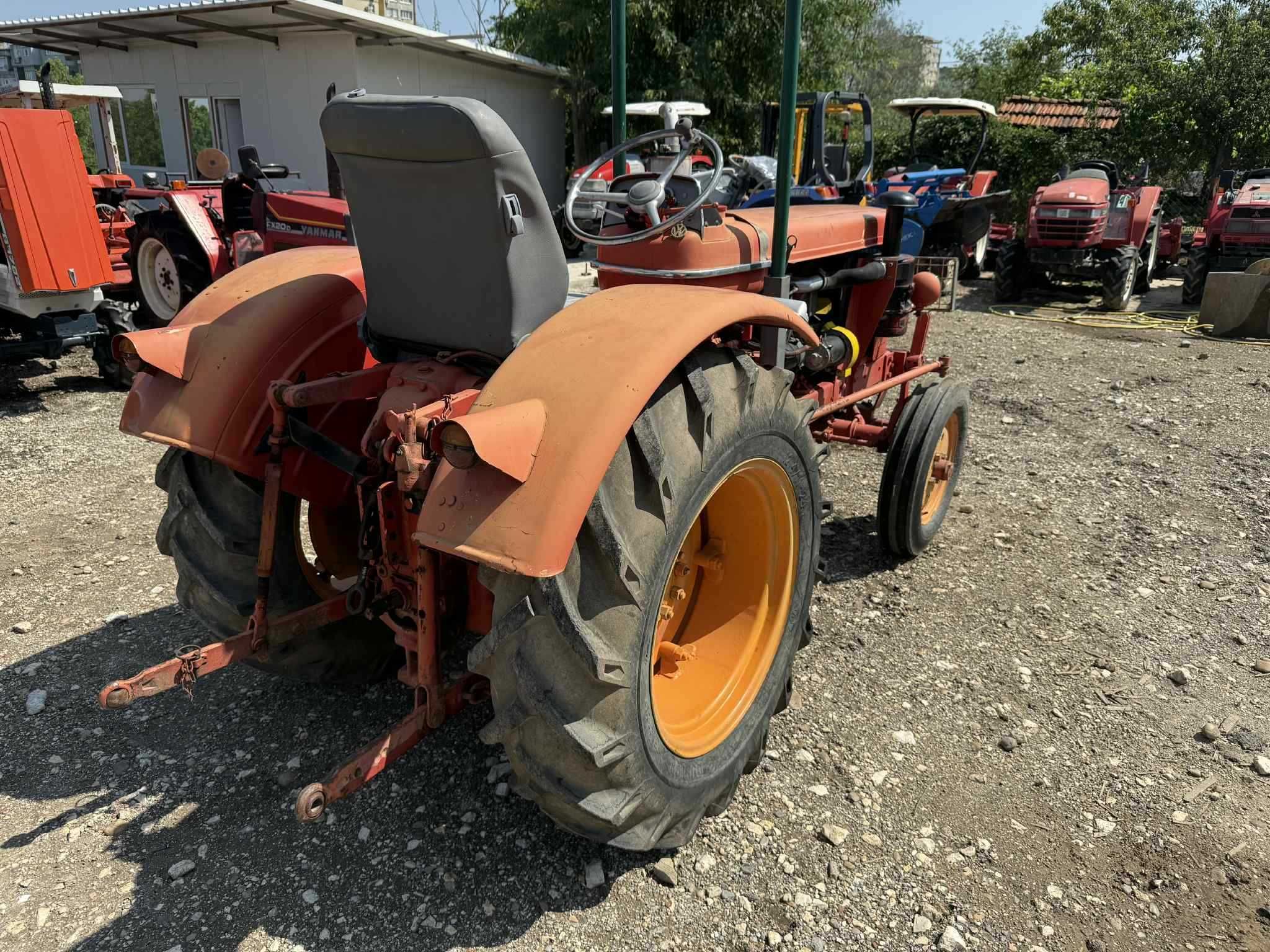 Трактор RENAULT Super7   42к.с