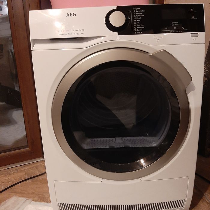 Uscator rufe AEG serial 7000 8kg A+++