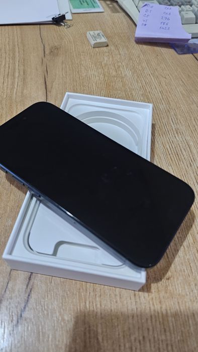 Продам iphone 15 pro