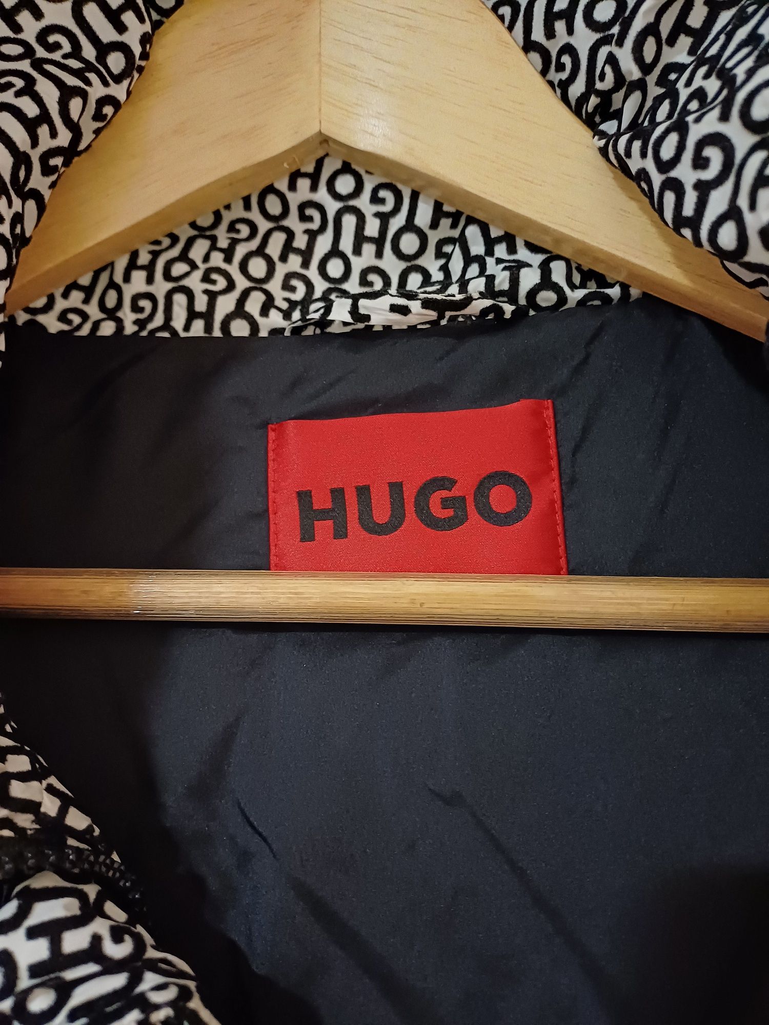 HUGO яке, оригинално