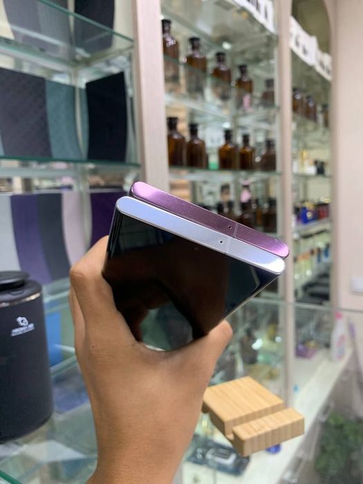 Samsung galaxy s22 ultra 5G 12/256gb holati 9/10