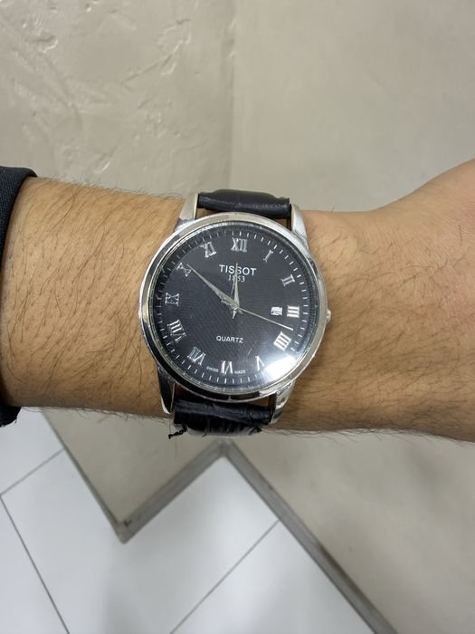 TISSOT QUARTZ часы в эорошем состоянии