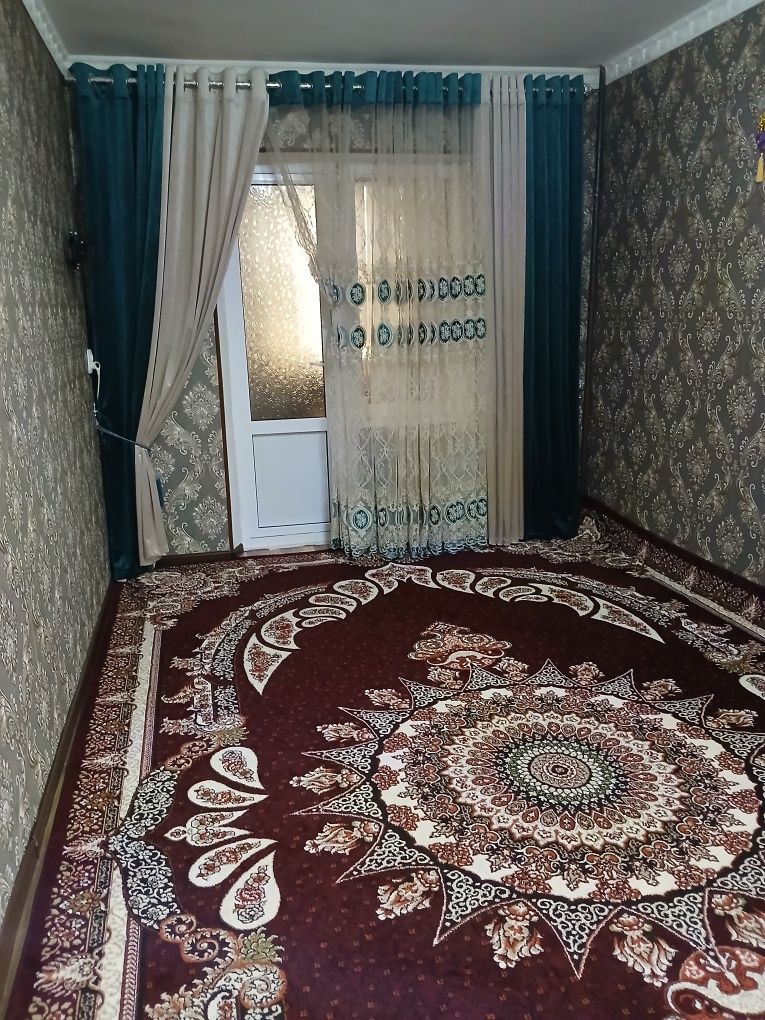 Квартира  срочно сотилади!!!