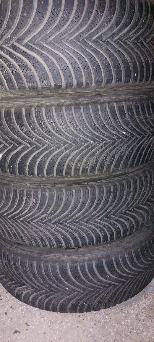 Гуми Michelin Alpin5, 205/60/16