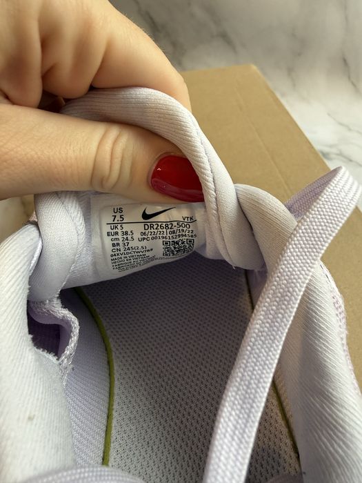 Дамски маратонки Nike