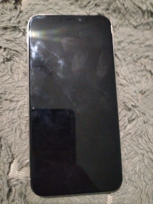 Айфон X продается