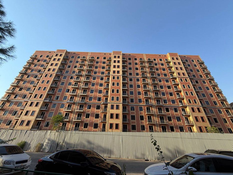 Срочно продаётся 2х-комнатная квартира коробка