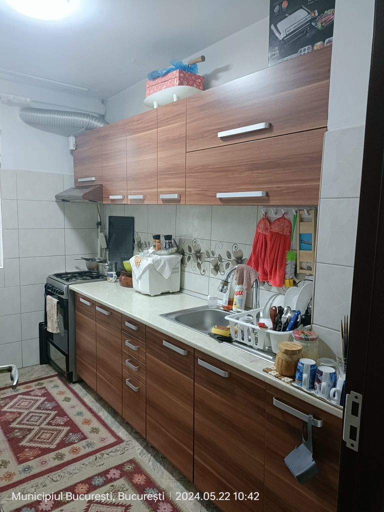 Schimb (nu vând) apartament 3 camere!