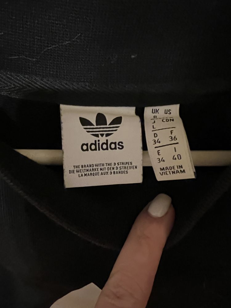 Vând bluza Adidas xs (34) oversized