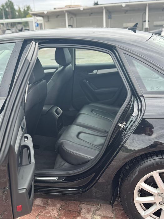 Vând Audi a4 2015