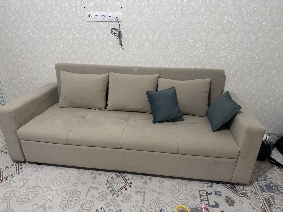 Диван в отличном состоянии