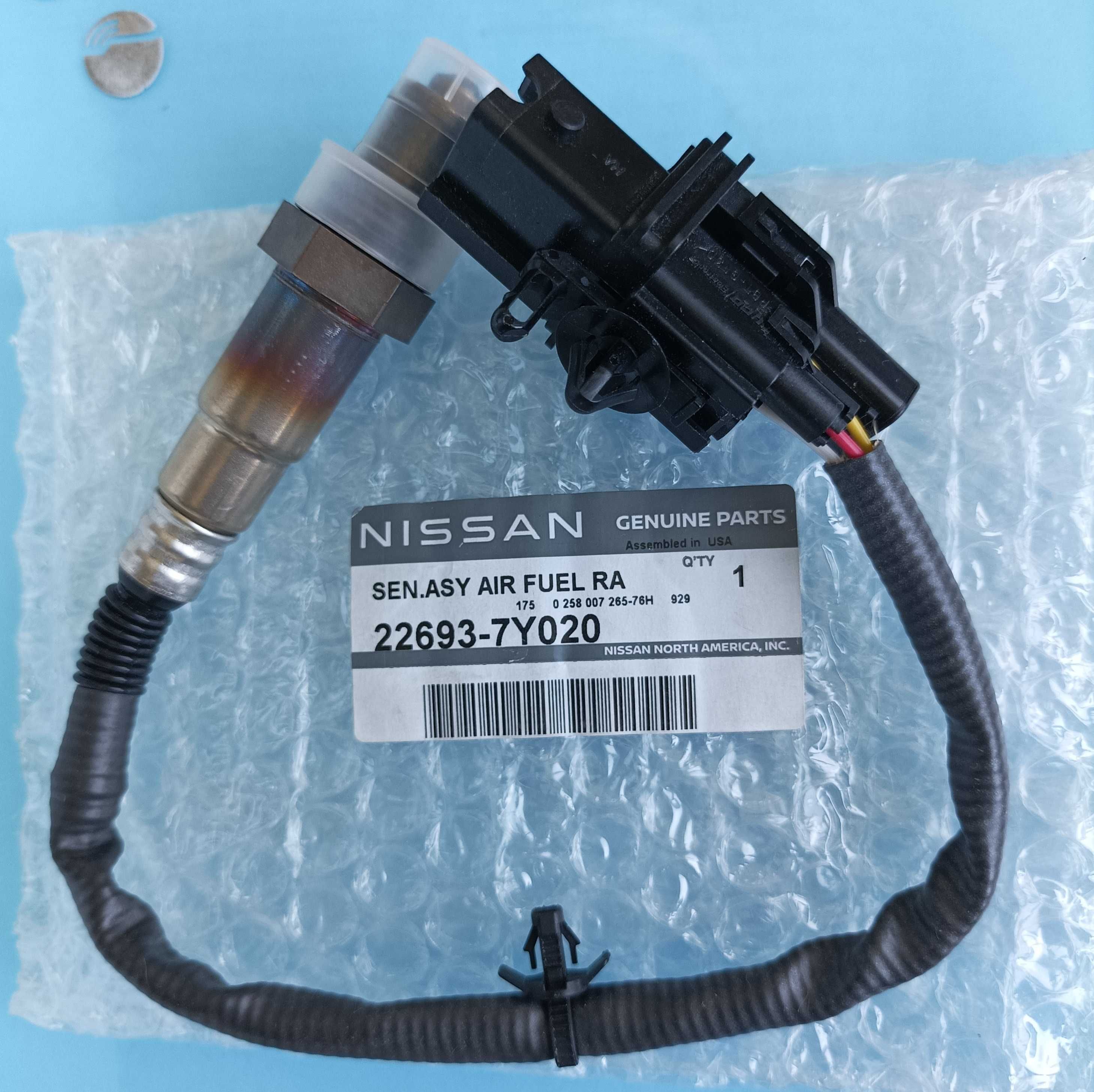 на Nissan Infiniti лямбда-зонд 5 проводов 22693+7Y020 оригинал