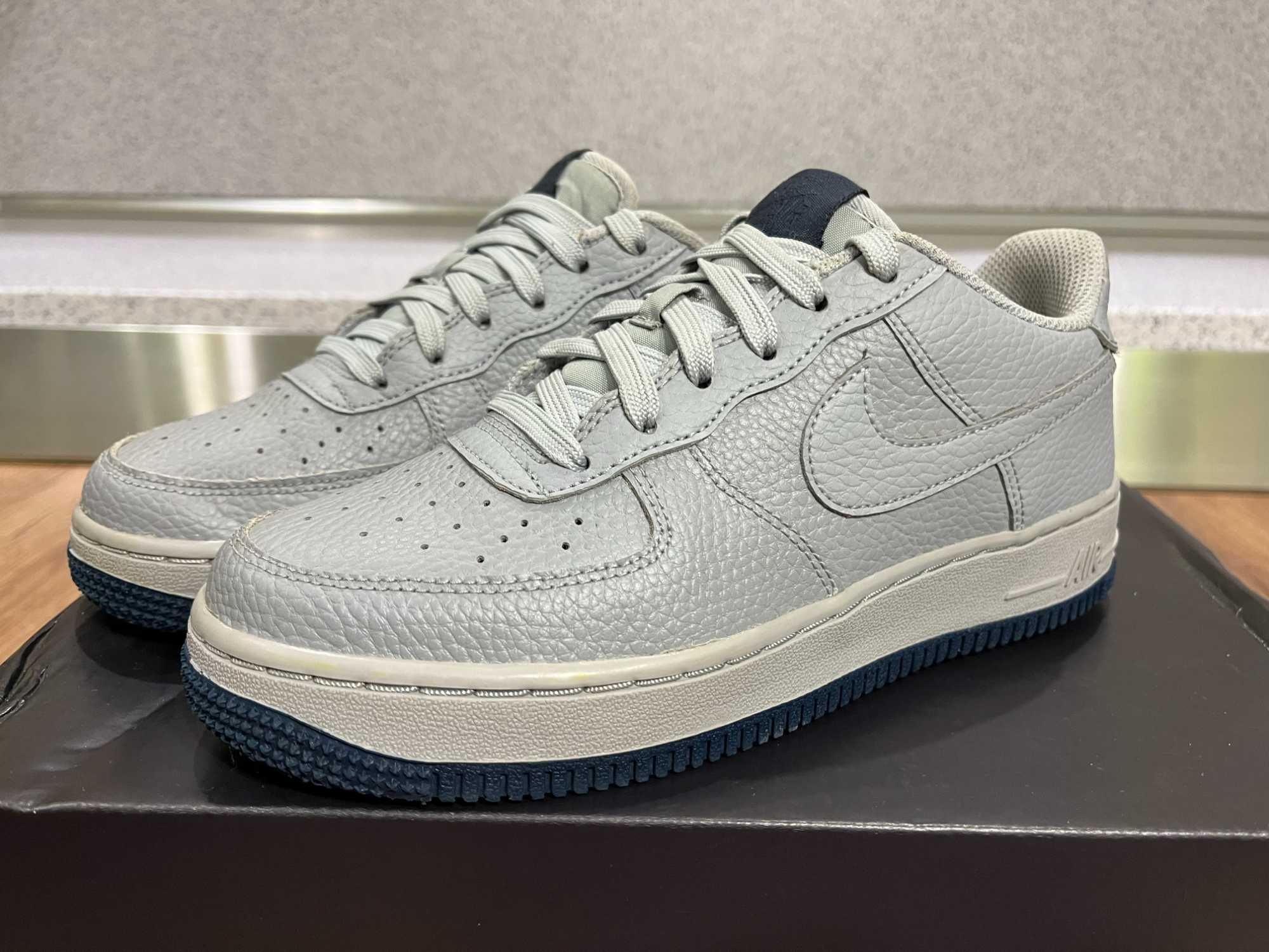 ОРИГИНАЛНИ *** Nike AIr Force 1  / Wolf Grey