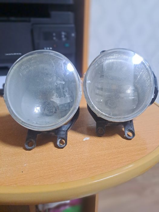 Продам туманки пластиковые