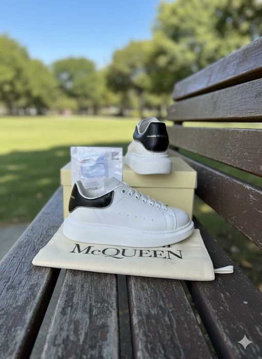Adidasi  Alexander Mc Q u e e n Zipper - Produs Premium