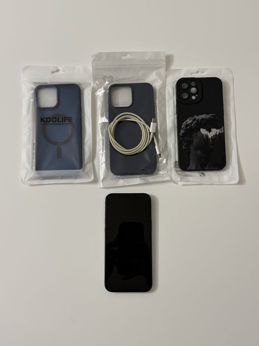 Iphone 12 Pro Max - 128 GB și 82% sănătate la baterie