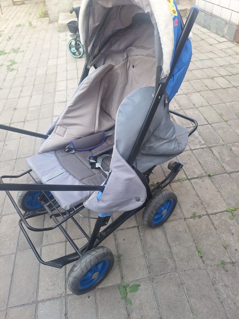 Коляска зимняя , санки