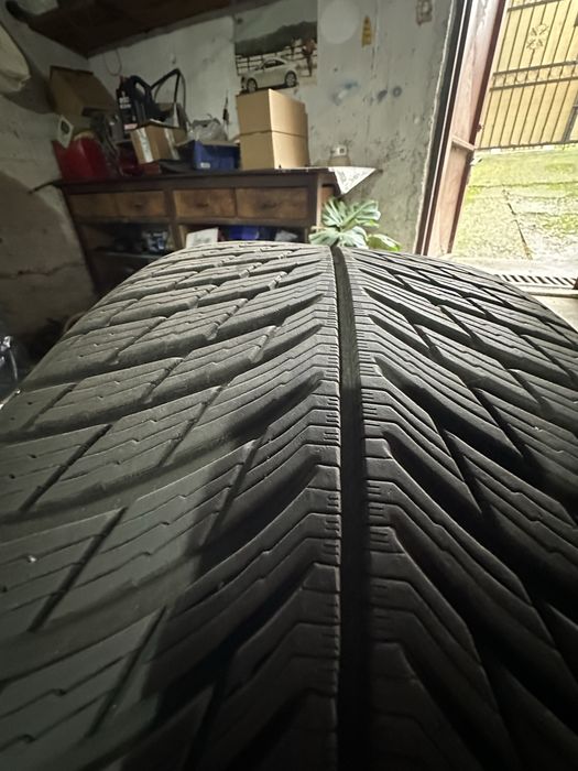 Jante cu anvelope de iarna R19 BMW x5 G05 265/50 r19