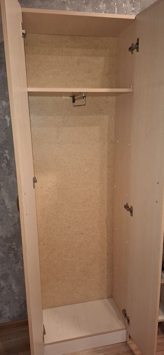 Продам прихожую, 3 шкафа