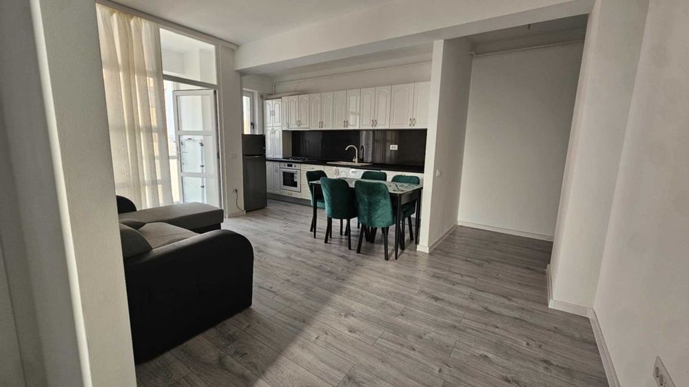 Apartament 2 camere semidecomandat de închiriat