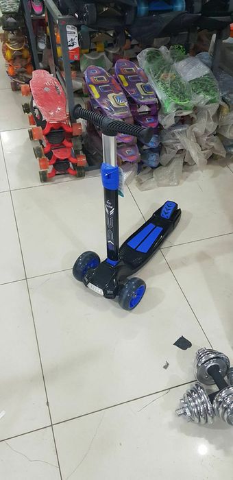 Самокат детский новый