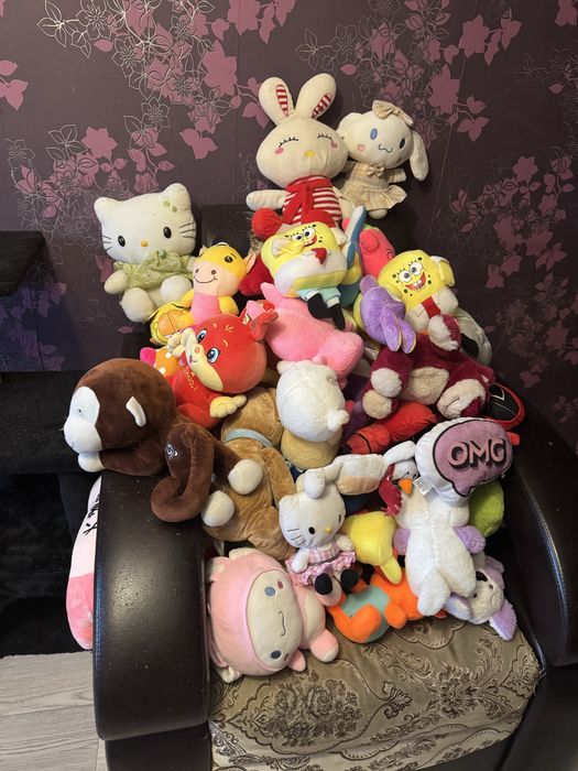 Продам игрушки большие, средние и маленькие