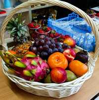 Букет из фруктов, фруктовая корзина, подарочный набор