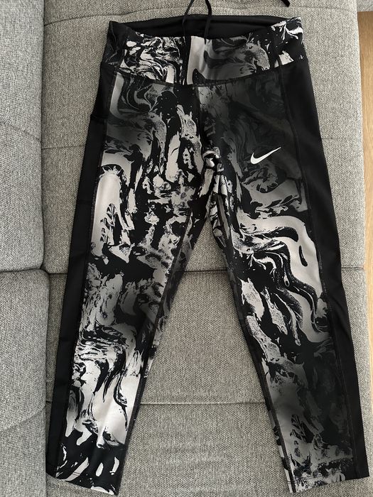 Спортен клин на Найк