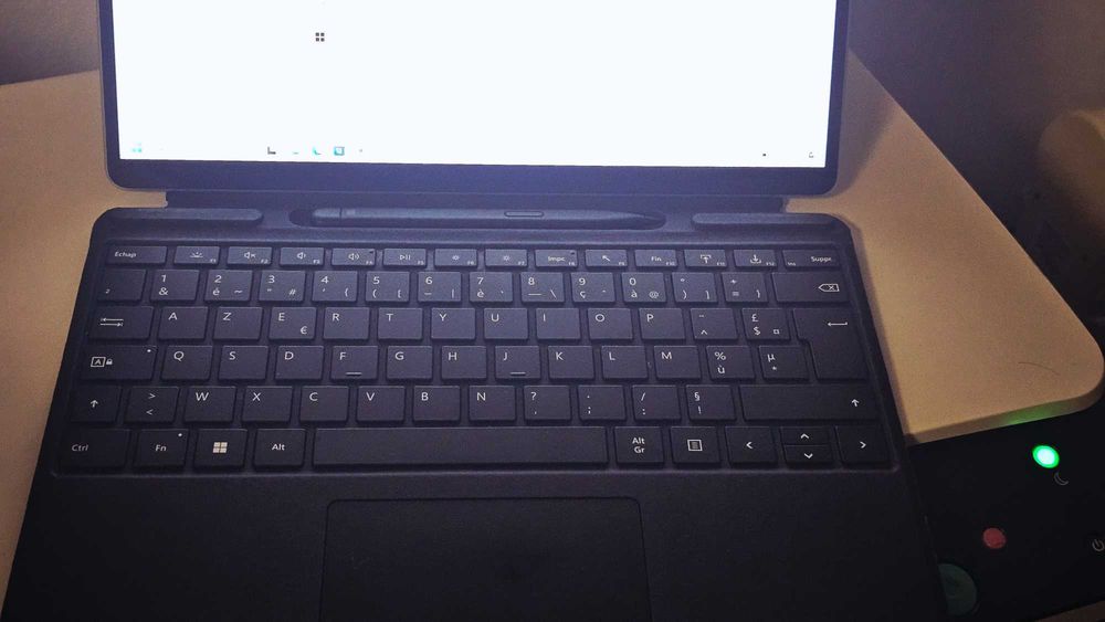 surface pro 8 I7, 16 GB ram 1TB stocare