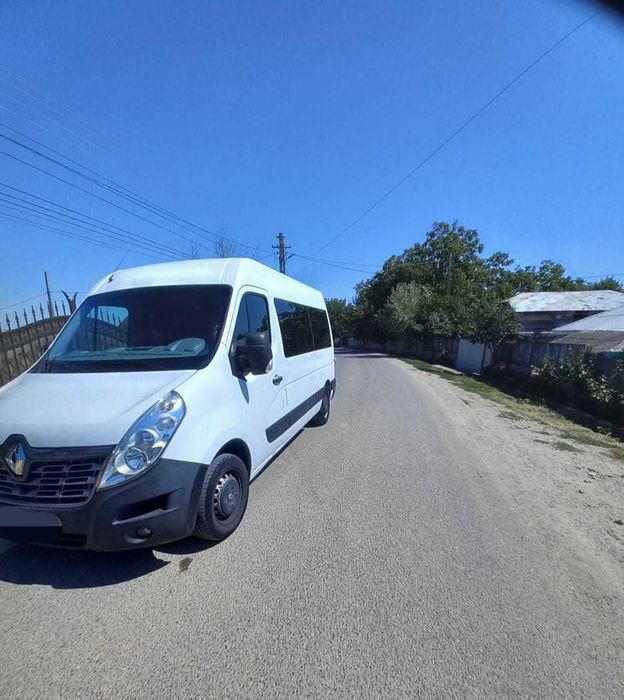 Autoturism Renault Master 8+1