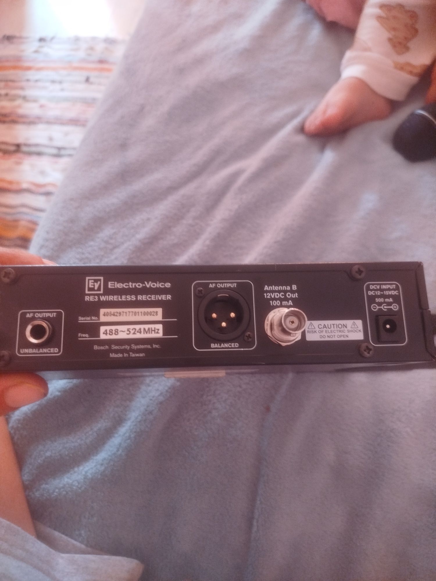 Vând microfon în stare foarte buna