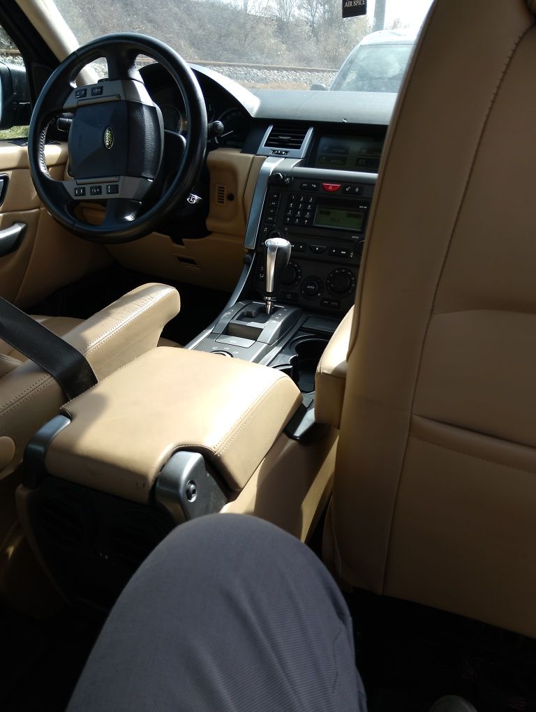 Под наем SUV  с шофьор.