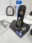 Telefon fix Panasonic cu stație si incarcator