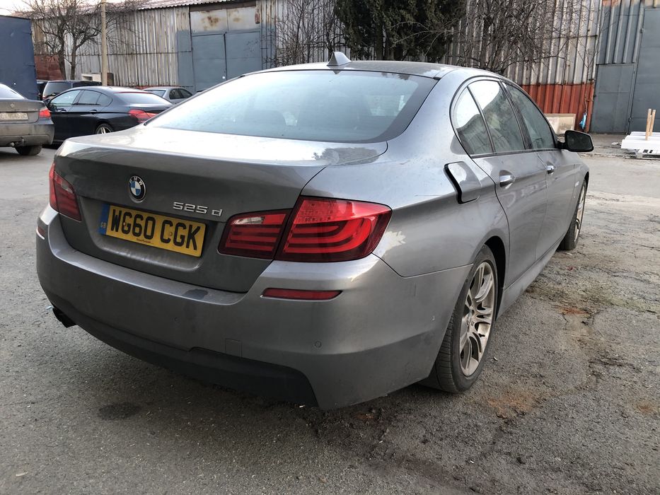 Продаваме бмв ф10 2.5д bmw f10 2.5d на части.