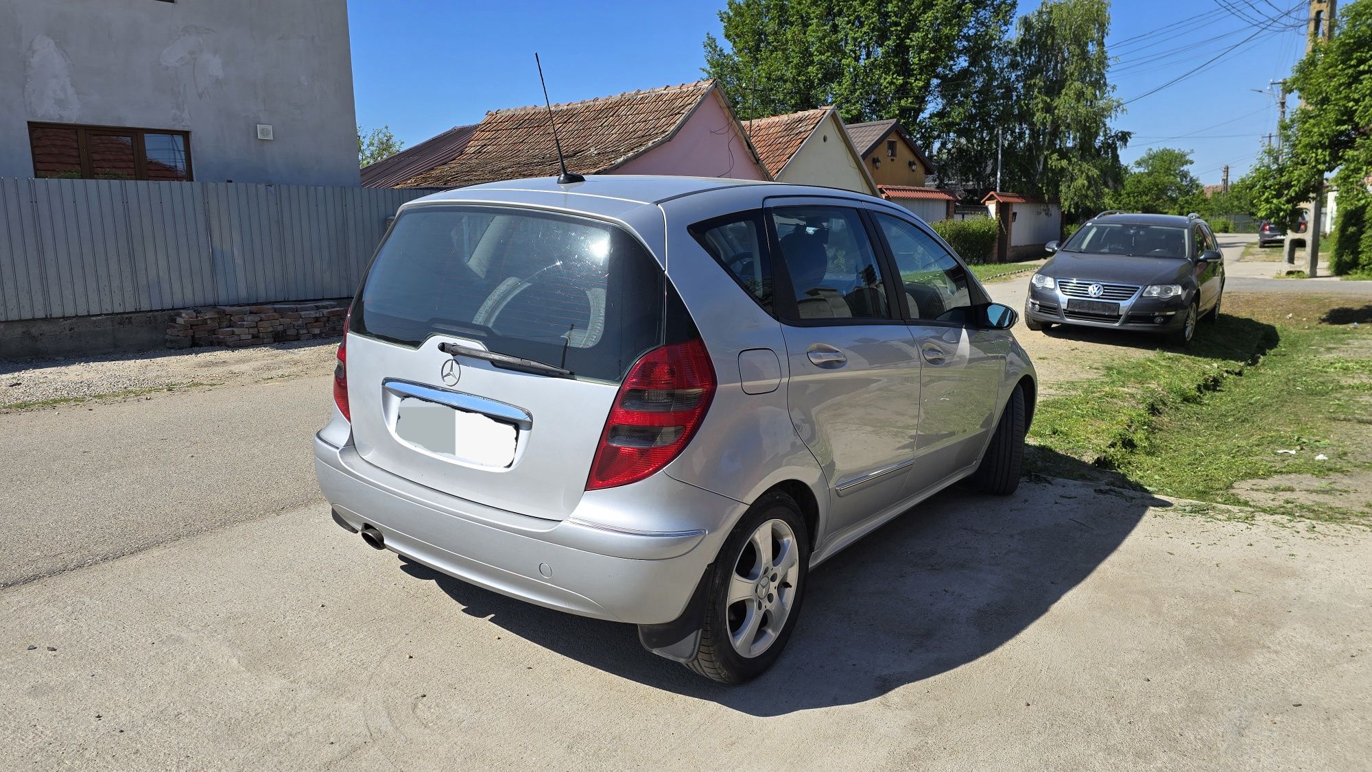 Vând Mercedes Benz A-class