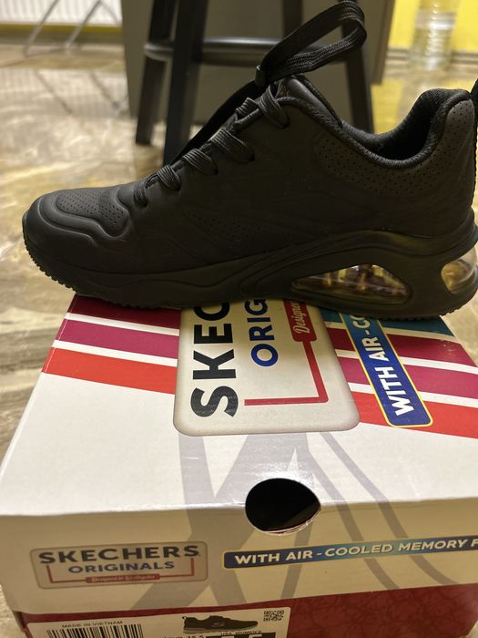 Skechers дамски маратонки